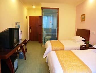 Super 8 Shanghai Dong Wai Tan Екстериор снимка